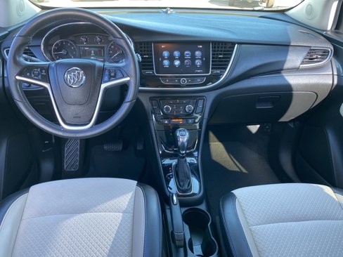 Used 2018 Buick Encore Preferred image 4
