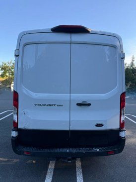 Used 2022 Ford Transit 250 Medium Roof image 7