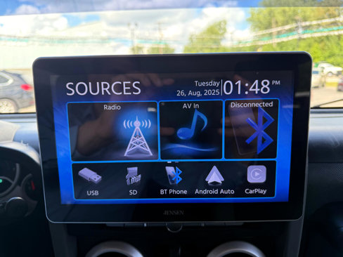 Used 2010 Jeep Wrangler Sahara image 16