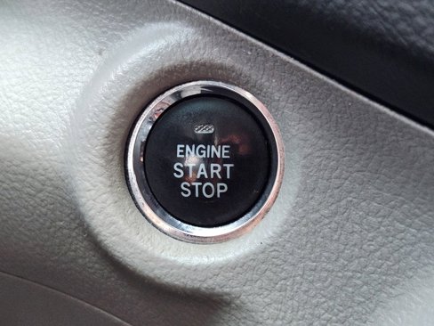 Used 2013 Toyota Highlander Limited image 33