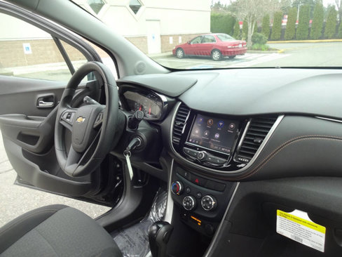 Used 2020 Chevrolet Trax LS w/ Tint and Cruise Package image 11
