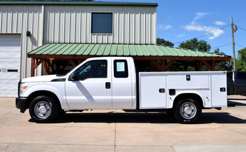 Used 2016 Ford F250 XL image 2