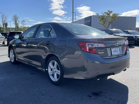 Used 2014 Toyota Camry image 25