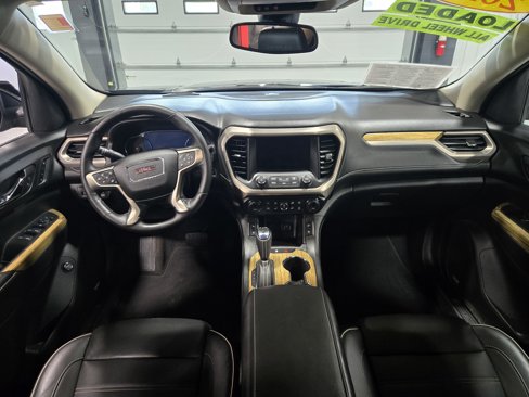 Used 2017 GMC Acadia Denali image 10