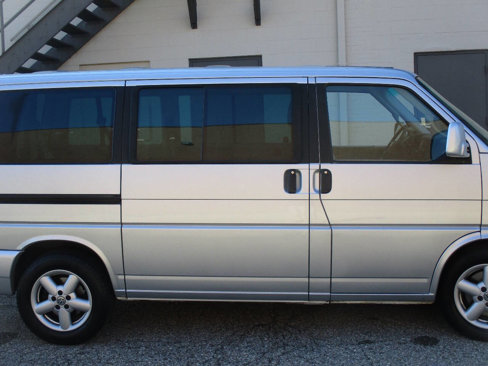 Used 2002 Volkswagen Eurovan GLS image 38