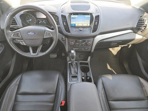 Used 2019 Ford Escape SEL image 5