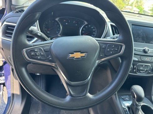 Used 2022 Chevrolet Equinox LT image 9