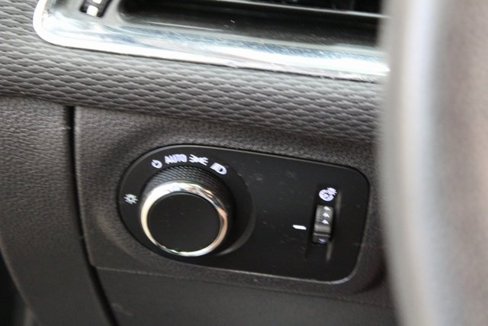 Used 2017 Chevrolet Cruze LT image 14