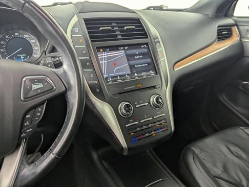 Used 2018 Lincoln MKC Reserve image 14