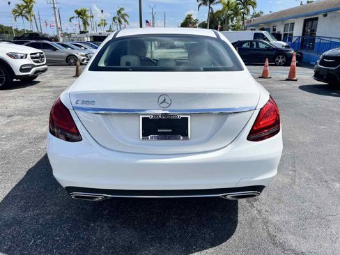 Used 2020 Mercedes-Benz C 300 Sedan image 7