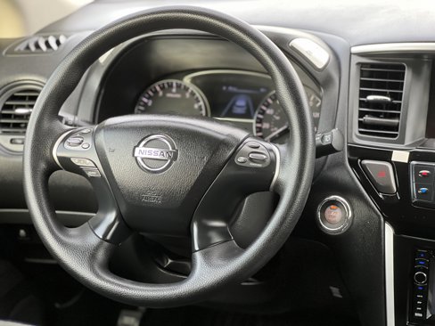 Used 2014 Nissan Pathfinder S image 14