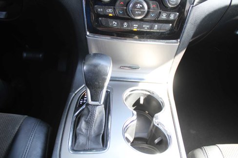 Used 2020 Jeep Grand Cherokee Altitude image 32