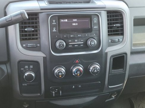 Used 2014 RAM 1500 Tradesman image 11
