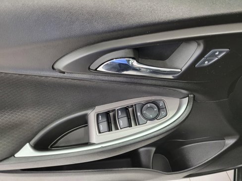 Used 2024 Chevrolet Malibu LT image 23