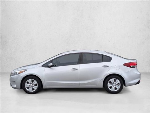 Used 2018 Kia Forte LX w/ LX Popular Package image 8