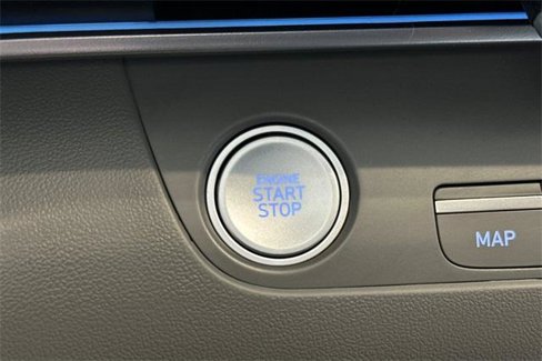 Used 2024 Hyundai Elantra SEL image 23