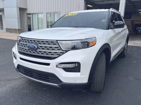 Used 2022 Ford Explorer Limited w/ Equipment Group 301A image 5
