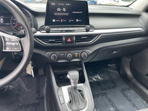 Used 2023 Kia Forte LXS image 37