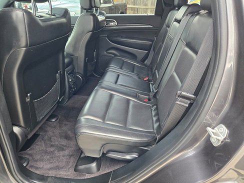 Used 2018 Jeep Grand Cherokee Limited w/ Luxury Group II image 16