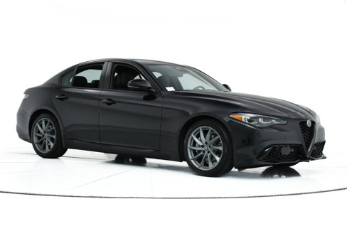 New 2025 Alfa Romeo Giulia w/ Driving Assist Package image 7