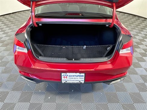 Used 2023 Hyundai Elantra SEL w/ Convenience Package image 24