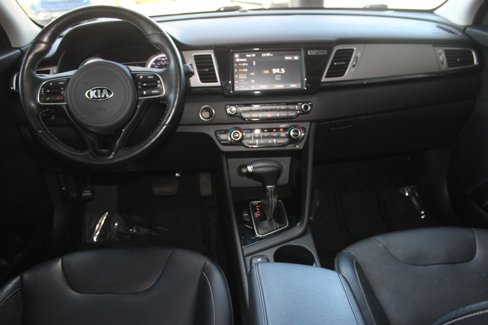 Used 2019 Kia Niro Touring image 17