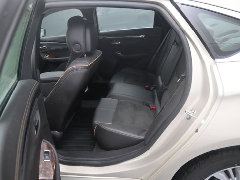 Used 2014 Chevrolet Impala LT w/ Premium Seating Package image 16