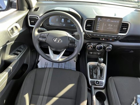 Certified 2023 Hyundai Venue SEL image 13