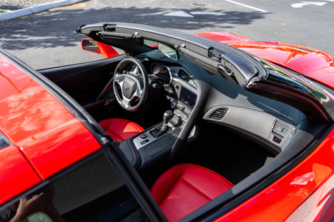 Used 2015 Chevrolet Corvette Stingray Coupe image 7