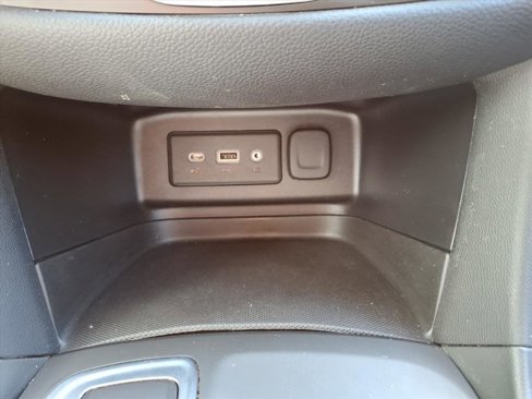 Used 2019 Chevrolet Equinox LT image 25