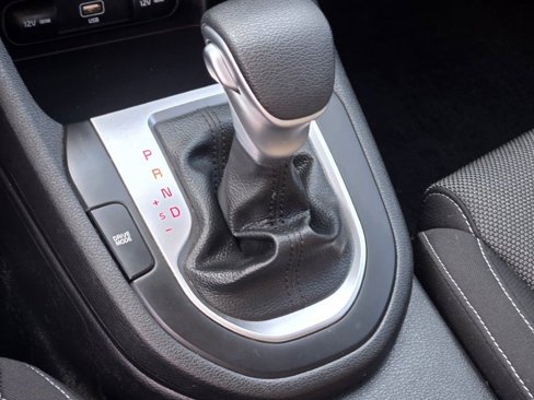 Used 2023 Kia Forte LX image 23