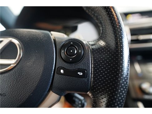 Used 2016 Lexus IS 200t image 23
