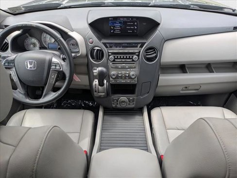 Used 2015 Honda Pilot Touring image 20