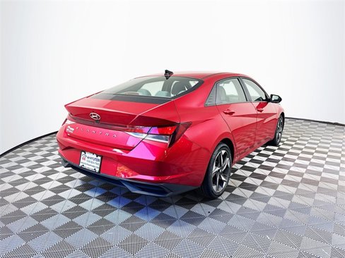 Used 2023 Hyundai Elantra SEL w/ Convenience Package image 6