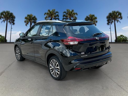 Certified 2024 Nissan Kicks SV image 7