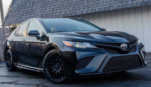 Used 2019 Toyota Camry SE image 7