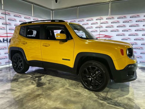 Used 2017 Jeep Renegade Altitude image 7
