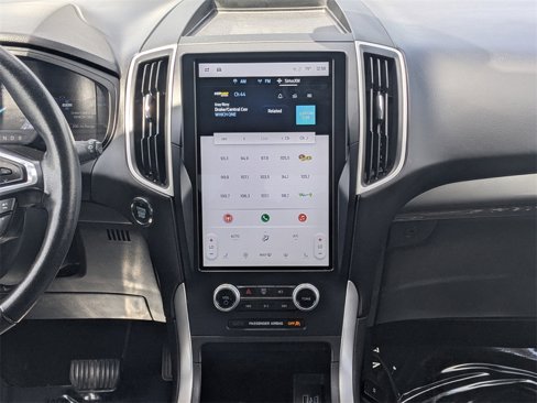 Used 2023 Ford Edge SEL image 18