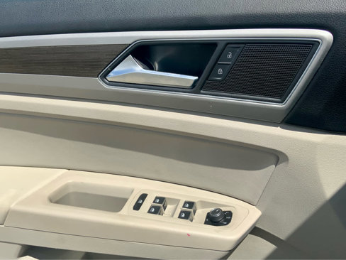 Used 2018 Volkswagen Atlas SEL image 50