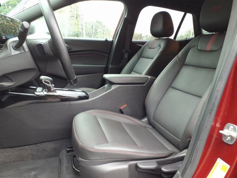 Certified 2024 Chevrolet Trax RS w/ Driver Confidence Package image 30
