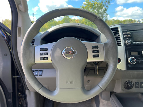 Used 2014 Nissan Frontier SV w/ SV Value Truck Package image 20