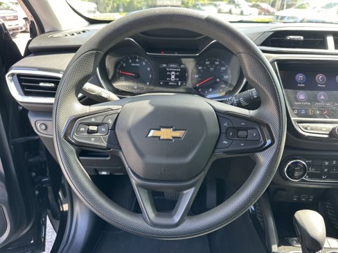 Used 2023 Chevrolet TrailBlazer LT w/ Convenience Package image 19