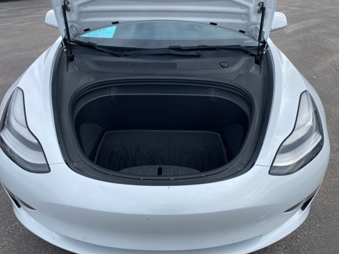 Used 2018 Tesla Model 3 Long Range image 10