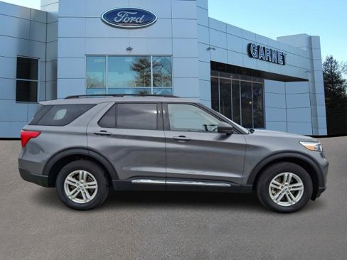 Certified 2023 Ford Explorer XLT w/ Equipment Group 202A image 7
