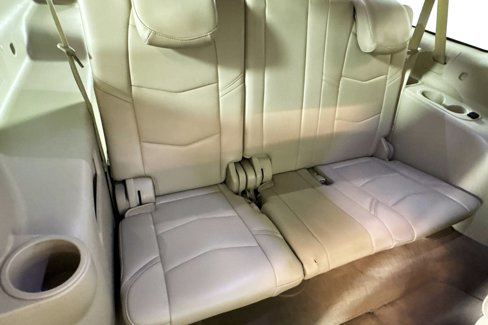 Used 2018 Cadillac Escalade ESV Premium Luxury image 26