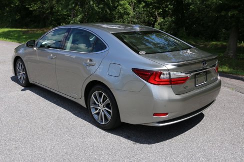 Used 2016 Lexus ES 300h image 3