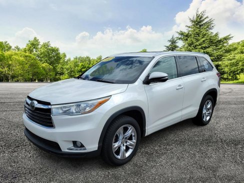 Used 2014 Toyota Highlander Limited image 3