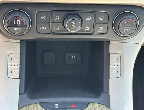Used 2017 GMC Acadia Denali w/ Technology Package image 33