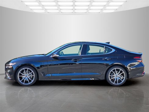 Used 2022 Genesis G70 2.0T w/ Prestige Package image 3
