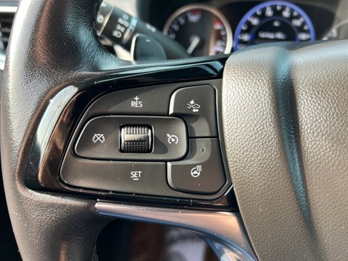 Used 2024 Buick Enclave Premium image 22